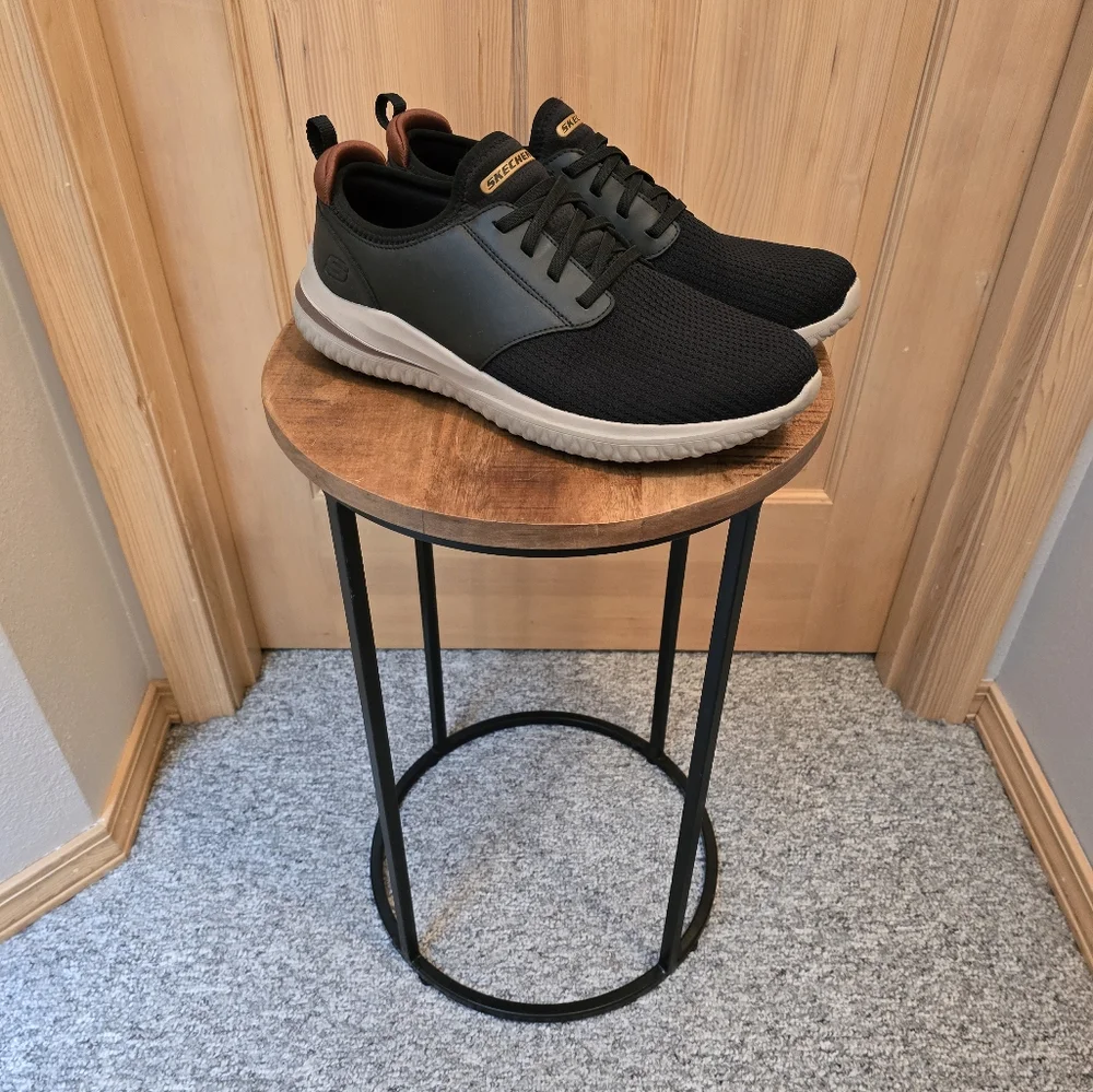 SKECHERS Shoes Men's Black Brown 13 Slip On Classic Fit Memory… - Picture 3 of 9